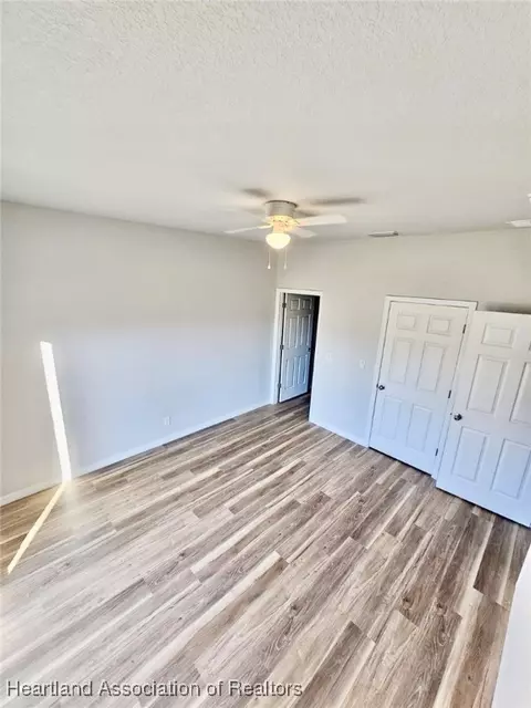 802 Vizcaya Ct, Sebring, FL 33870 photo 5