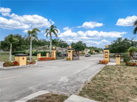 802 Vizcaya Ct, Sebring, FL 33870 photo 15