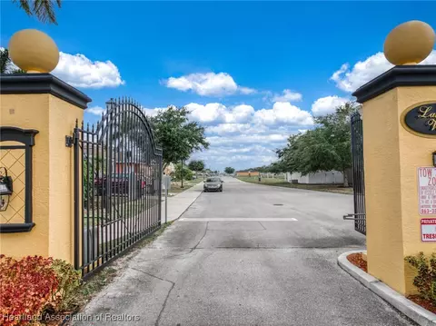 802 Vizcaya Ct, Sebring, FL 33870 photo 18