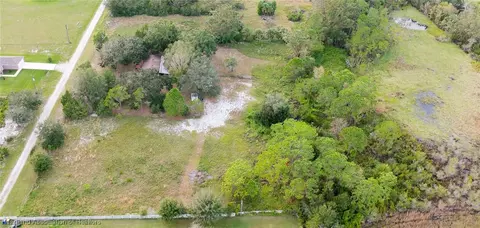 458 Thiseldo Ln, Sebring, FL 33875 photo 5