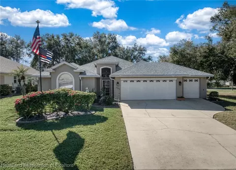 3006 Oakhill Dr, Avon Park, FL 33825