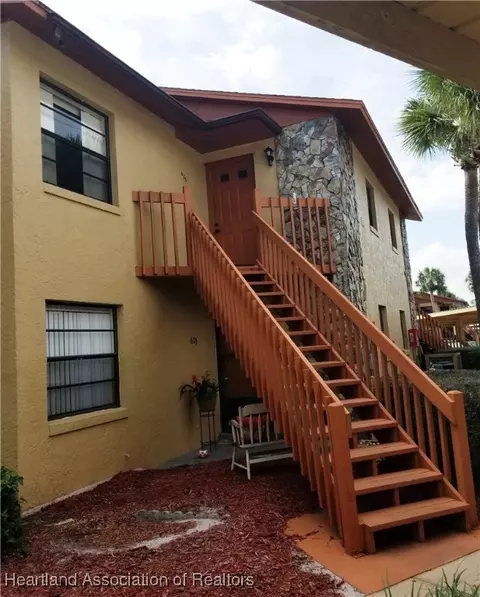 513 Manor Cir, Sebring, FL 33872
