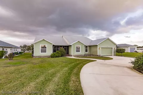 3073 Jack Creek Dr, Lake Placid, FL 33852