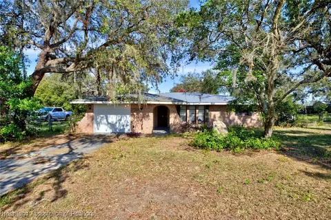 6200 Mike Kahn Rd, Sebring, FL 33876