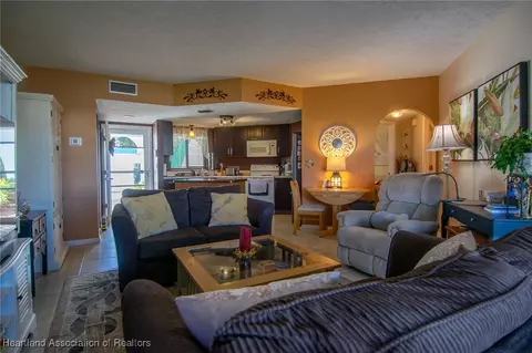 5239 Casablanca Circle N Q5, Sebring, FL 33870 photo 12