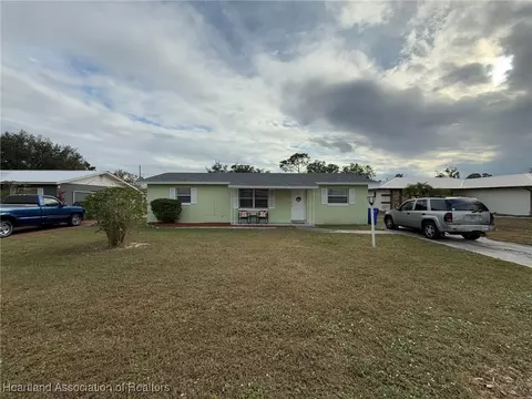 316 Kite Ave, Sebring, FL 33870