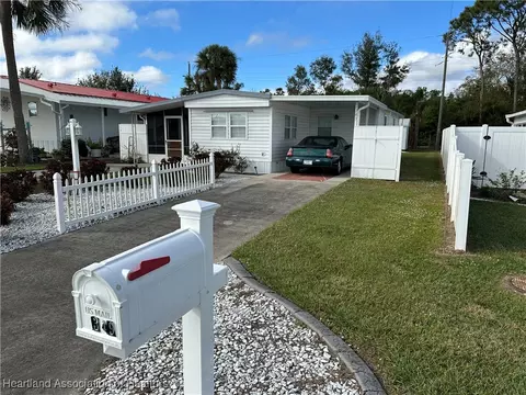 2349 Georgia St, Sebring, FL 33870 photo 2