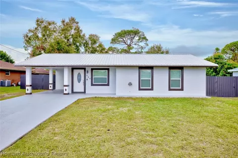 409 Lotus Ave, Sebring, FL 33872