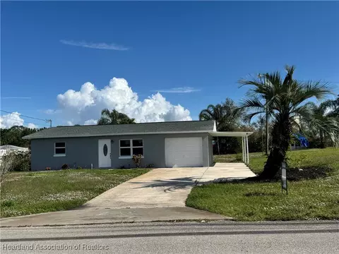 245 Hallmark Ave, Lake Placid, FL 33852