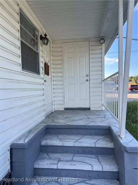 160 S Commerce Ave, Sebring, FL 33870 photo 6