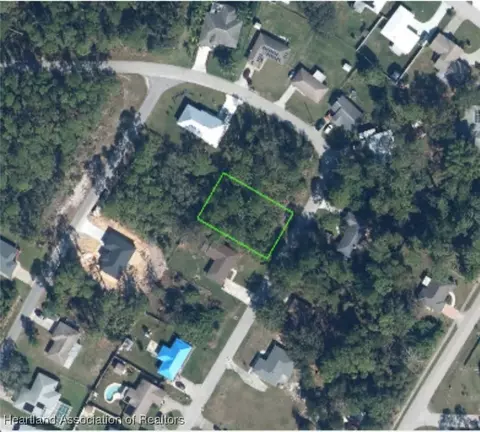 401 Comet Ter, Sebring, FL 33872
