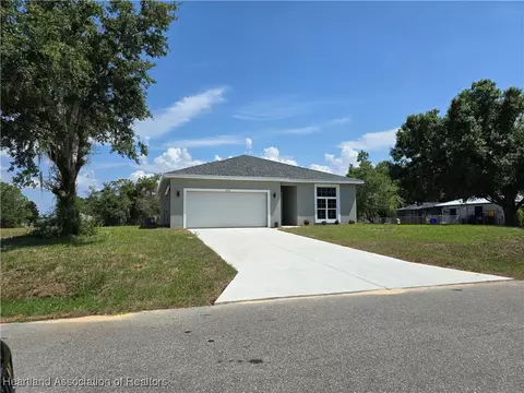 6208 Edgewater Ter, Sebring, FL 33876