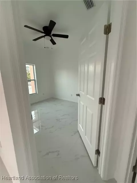 Entry Way - 301 Tanager Ave, Sebring, FL 33872 photo 1 of 1