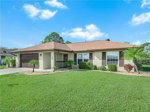 40 Quail Roost Rd, Lake Placid, FL 33852