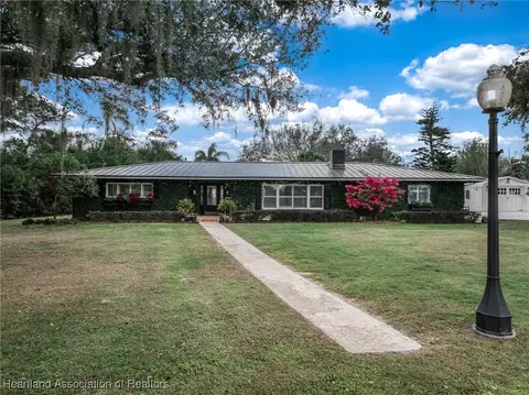 1381 Talbott Cir, Avon Park, FL 33825