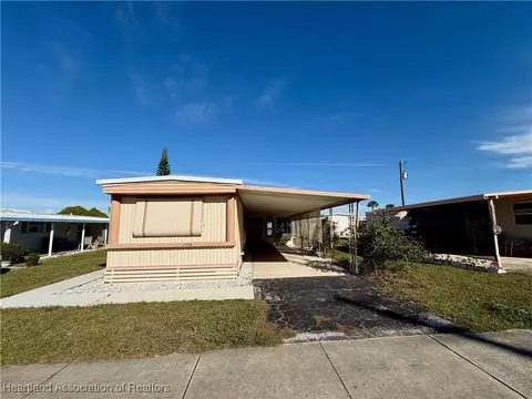 2932 Desoto Rd, Sebring, FL 33870