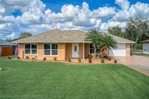 2752 N Farnum Rd, Avon Park, FL 33825