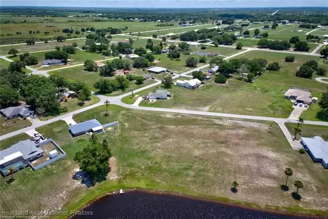 300 Arrowhead Dr, Sebring, FL 33876 photo 7