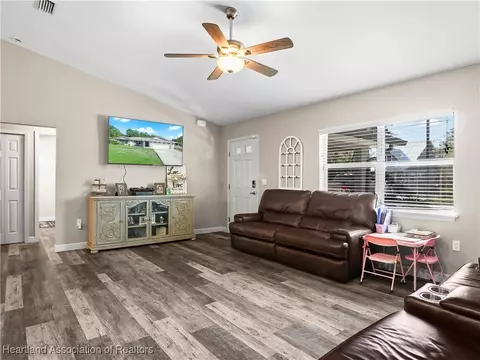 2215 Pleasant Dr, Sebring, FL 33875 photo 6