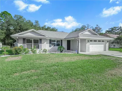 2215 Pleasant Dr, Sebring, FL 33875 photo 3