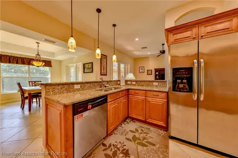 Kitchen - 108 Cardinal Rd, Sebring, FL 33876 photo 4 of 5