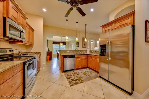 Kitchen - 108 Cardinal Rd, Sebring, FL 33876 photo 5 of 5