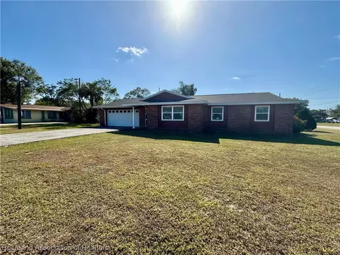 102 E Belleview St, Lake Placid, FL 33852