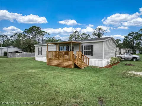 577 Anna Ave, Sebring, FL 33875 photo 1