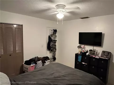 Bedroom - 3010 Spinks Rd, Sebring, FL 33870 photo 3 of 5