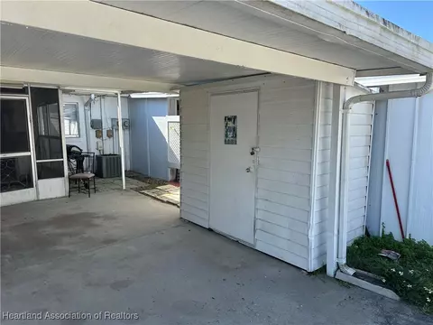 Exterior - 3010 Spinks Rd, Sebring, FL 33870 photo 3 of 3
