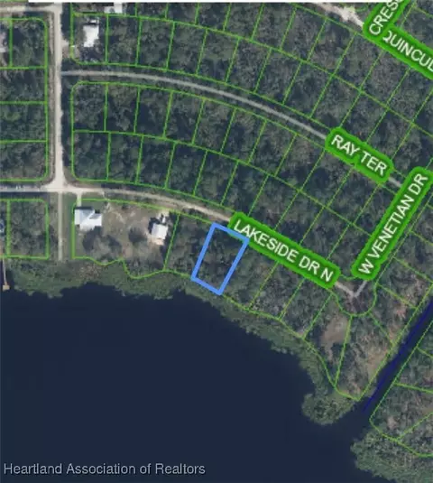 1013 Lakeside Dr N, Sebring, FL 33875
