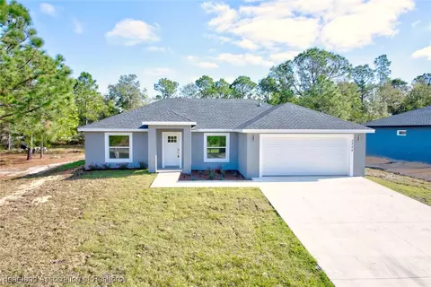 2324 N Monterey Rd, Avon Park, FL 33825