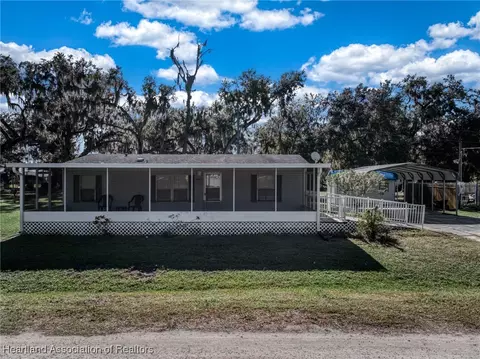 7847 King James Dr, Sebring, FL 33876 photo 3