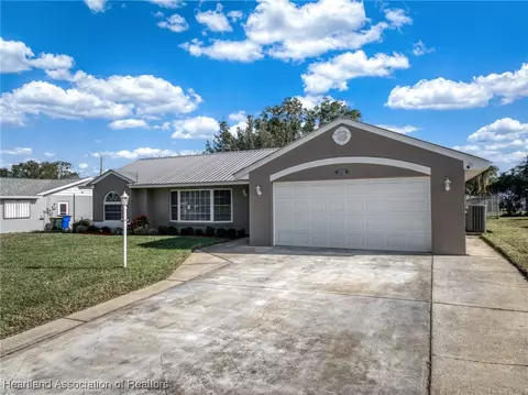 1711 Pasco Dr, Sebring, FL 33870