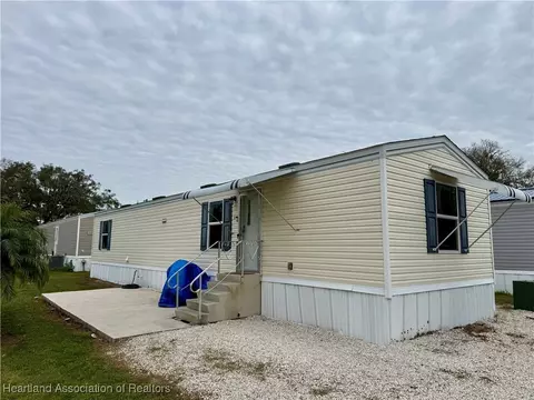 937 Sabal Palm Dr, Zolfo Springs, FL 33890