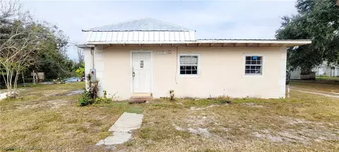 427 3rd St E, Zolfo Springs, FL 33890