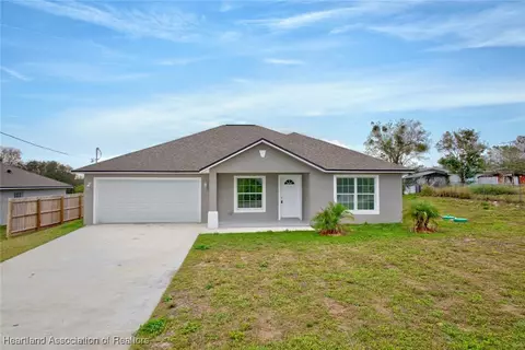 1745 W Taunton Rd, Avon Park, FL 33825