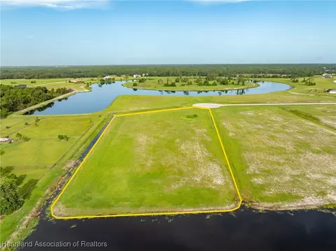 2000 Overlook Bay Dr, Sebring, FL 33875 photo 13