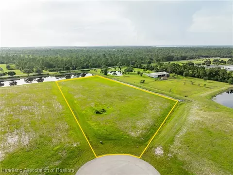 2000 Overlook Bay Dr, Sebring, FL 33875 photo 12