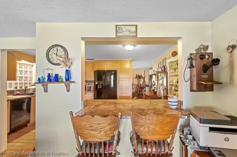 Kitchen - 3124 Hicks Rd, Lorida, FL 33857 photo 3 of 6