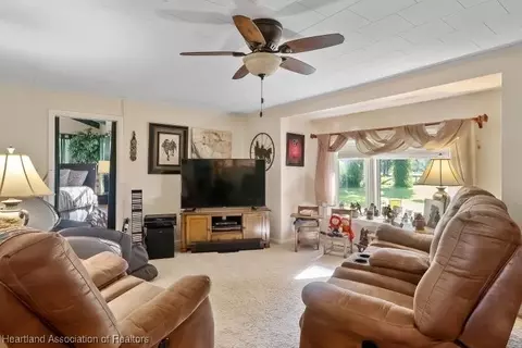 Living - 3124 Hicks Rd, Lorida, FL 33857 photo 1 of 3
