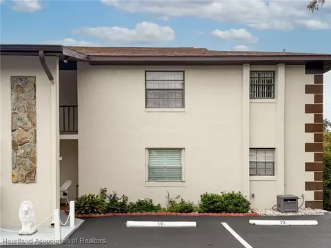 21 A Miracle Ave, Avon Park, FL 33825