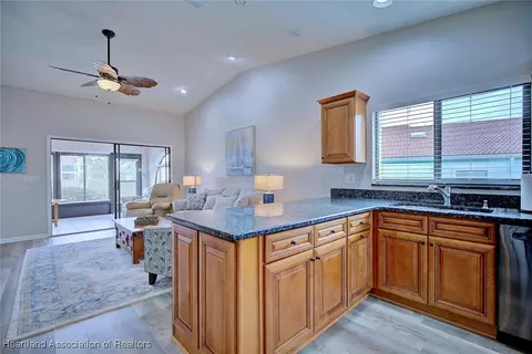 Kitchen - 5615 Casablanca Circle N 3d Villa, Sebring, FL 33870 photo 3 of 6