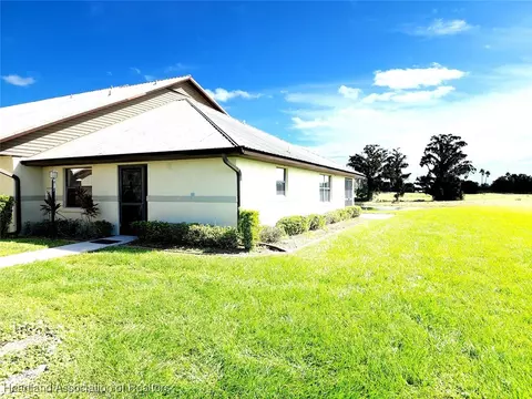 Exterior - 1904 Villaway E, Sebring, FL 33876 photo 3 of 6