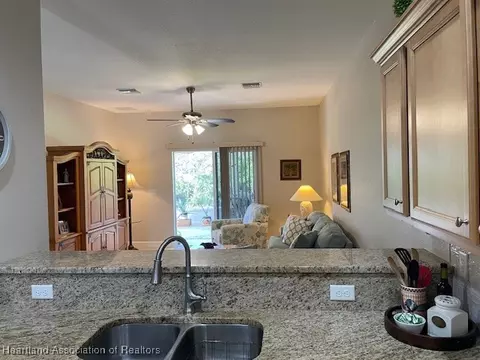 4348 Vantage Cir, Sebring, FL 33872 photo 11