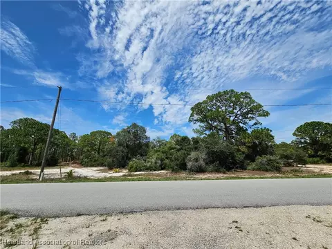 529 Concert Dr, Lake Placid, FL 33852