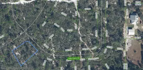 1201 Twin Pines Dr, Sebring, FL 33852