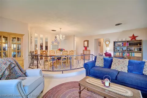 2409 Avalon Rd, Sebring, FL 33870 photo 7