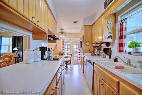 2409 Avalon Rd, Sebring, FL 33870 photo 13