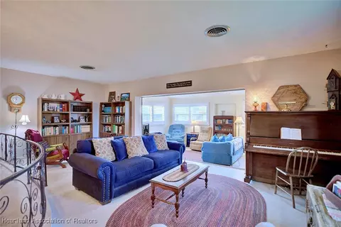 2409 Avalon Rd, Sebring, FL 33870 photo 8